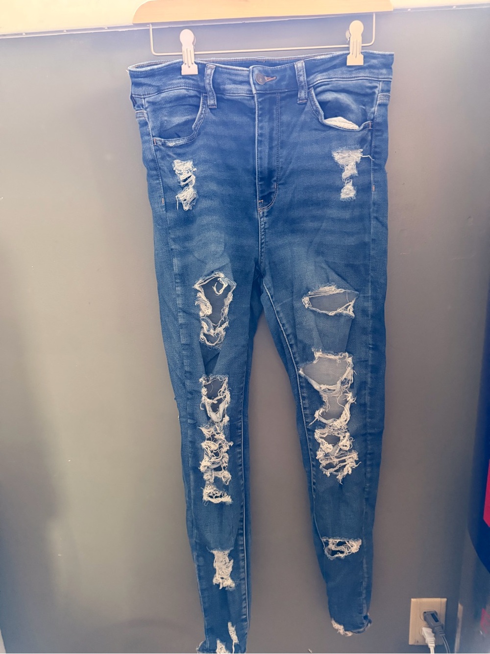 American Eagle Outfitters Distressed Skinny Jeans - Blue